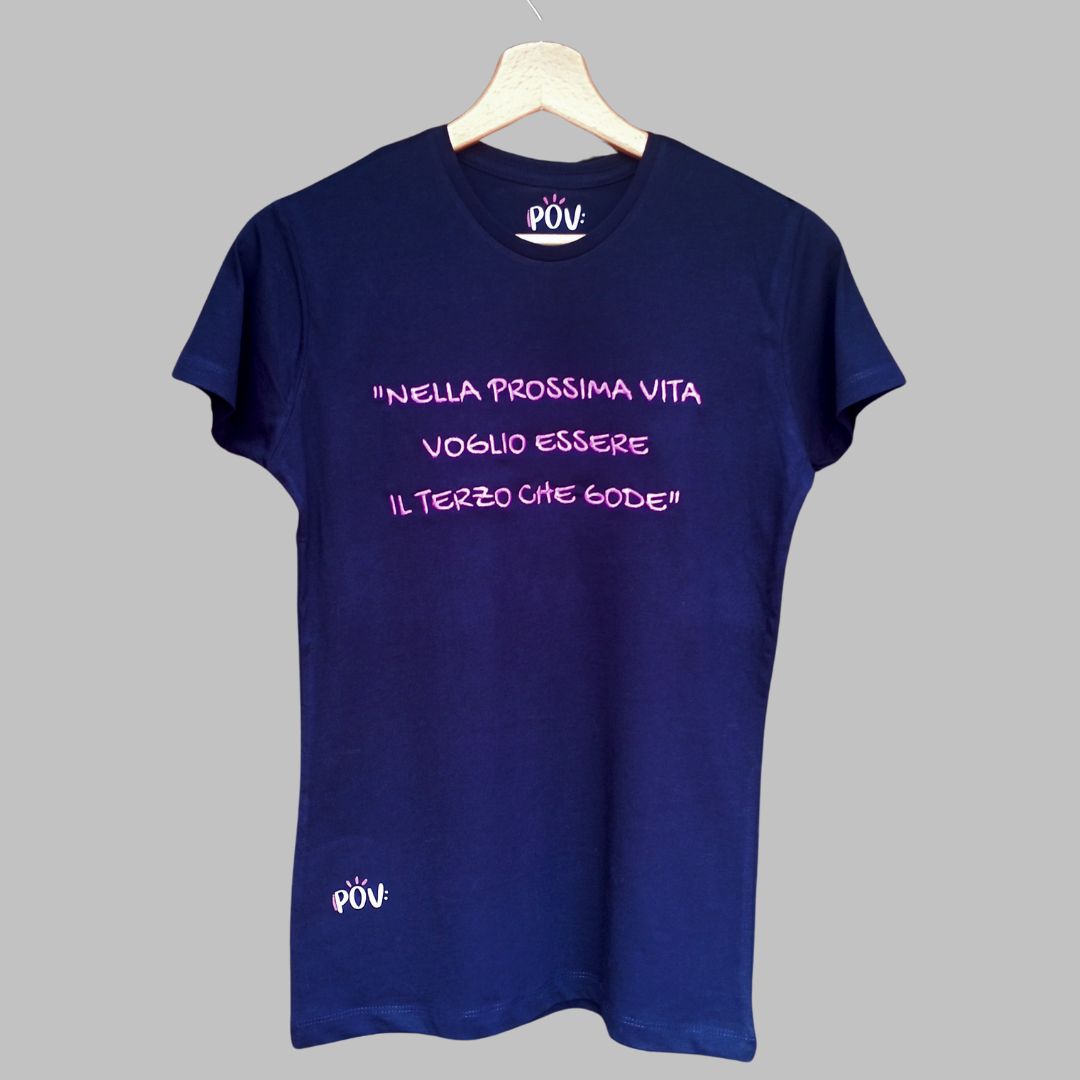 T-shirt Donna POV ricamata – personalizza la tua frase inserendola nelle note al check out