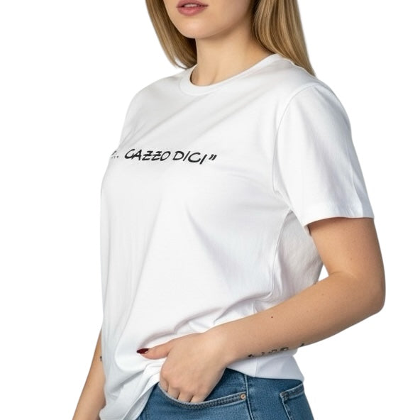 T-shirt Regular unisex POV ricamata – personalizza la tua frase inserendola nelle note al check out